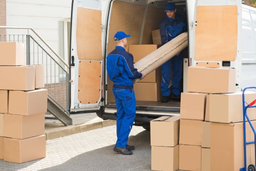 Professional packing services in Isleworth for a smooth home move