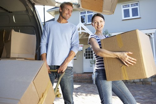 Measuring cubic-yard storage space for a home move quote